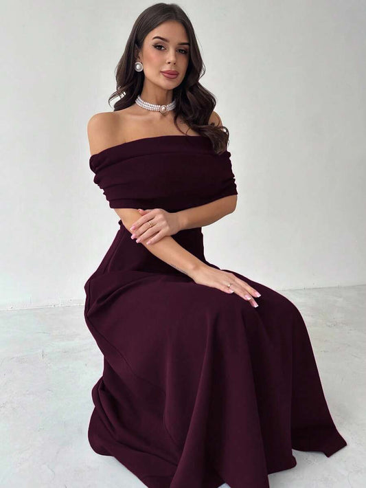 SHEIN A فستان أرجواني بتصميم كتف مكشوف بخصر عالي وقصة