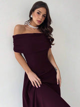 SHEIN A فستان عنابي بتصميم كتف مكشوف بخصر عالي وقصة