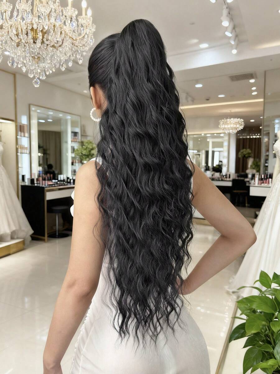 SHEIN باروكة شعر ذيل حصان مموج بلون أسود طبيعي