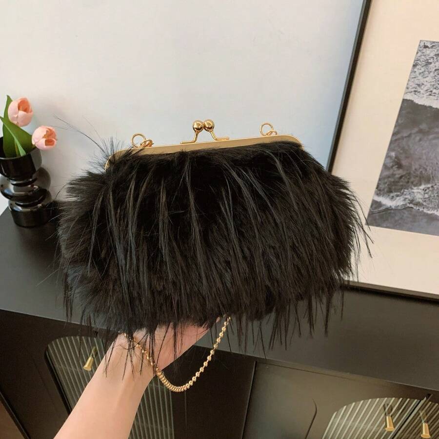 SHEIN حقيبة كلاتش مبطنة مع حزام سلسلة