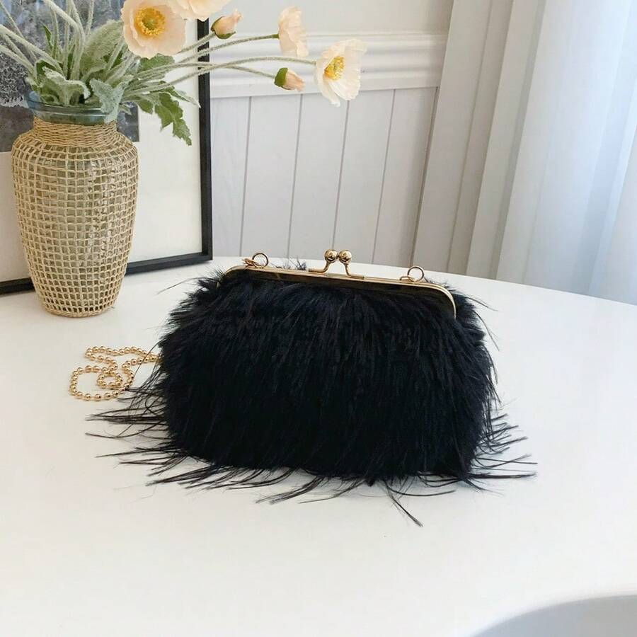 SHEIN حقيبة كلاتش مبطنة مع حزام سلسلة