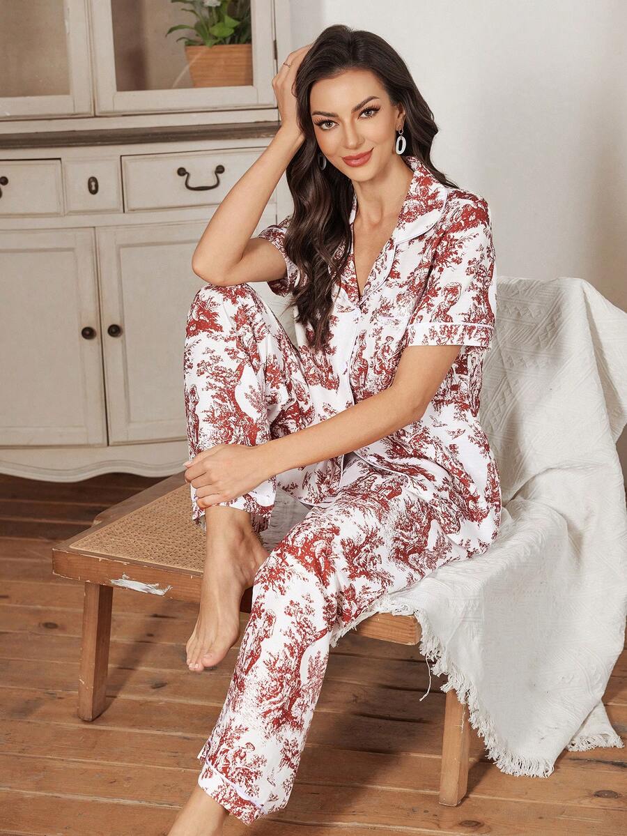 SHEIN Serenescape طقم بيجامة بكم قصير وتصميم مطبوع