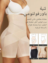 SHEIN شورت نسائي بخصر عالي متقاطع لرفع الأرداف