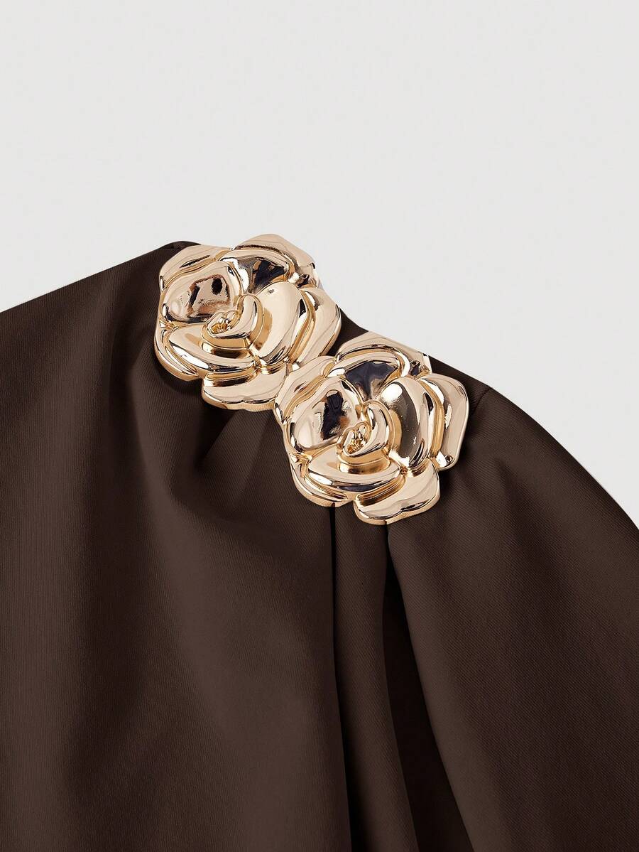 SHEIN MOD فستان بني قصير بزخرفة زهرة ثلاثية الأبعاد وأكمام طويلة