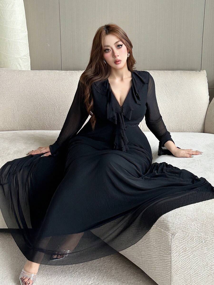SHEIN Vibekara فستان أسود للمقاسات الكبيرة بأكمام طويلة شفافة