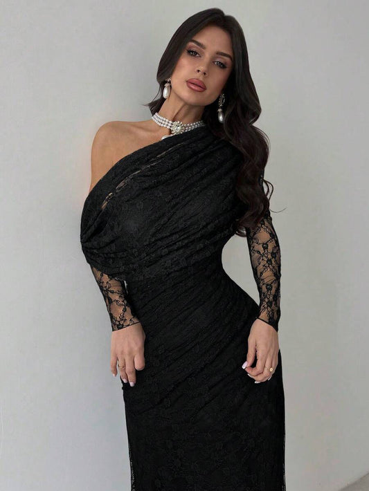 SHEIN فستان أسود بأكمام طويلة وكتف غير متماثل وخصر مطوي