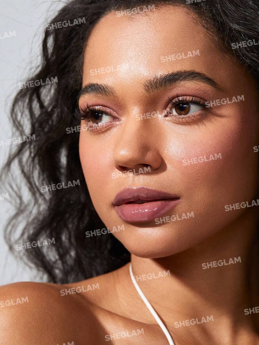 SHEGLAM Power Bouquet ملمع شفاه مرطب بخلاصة الفريزيا بلمعة طبيعية
