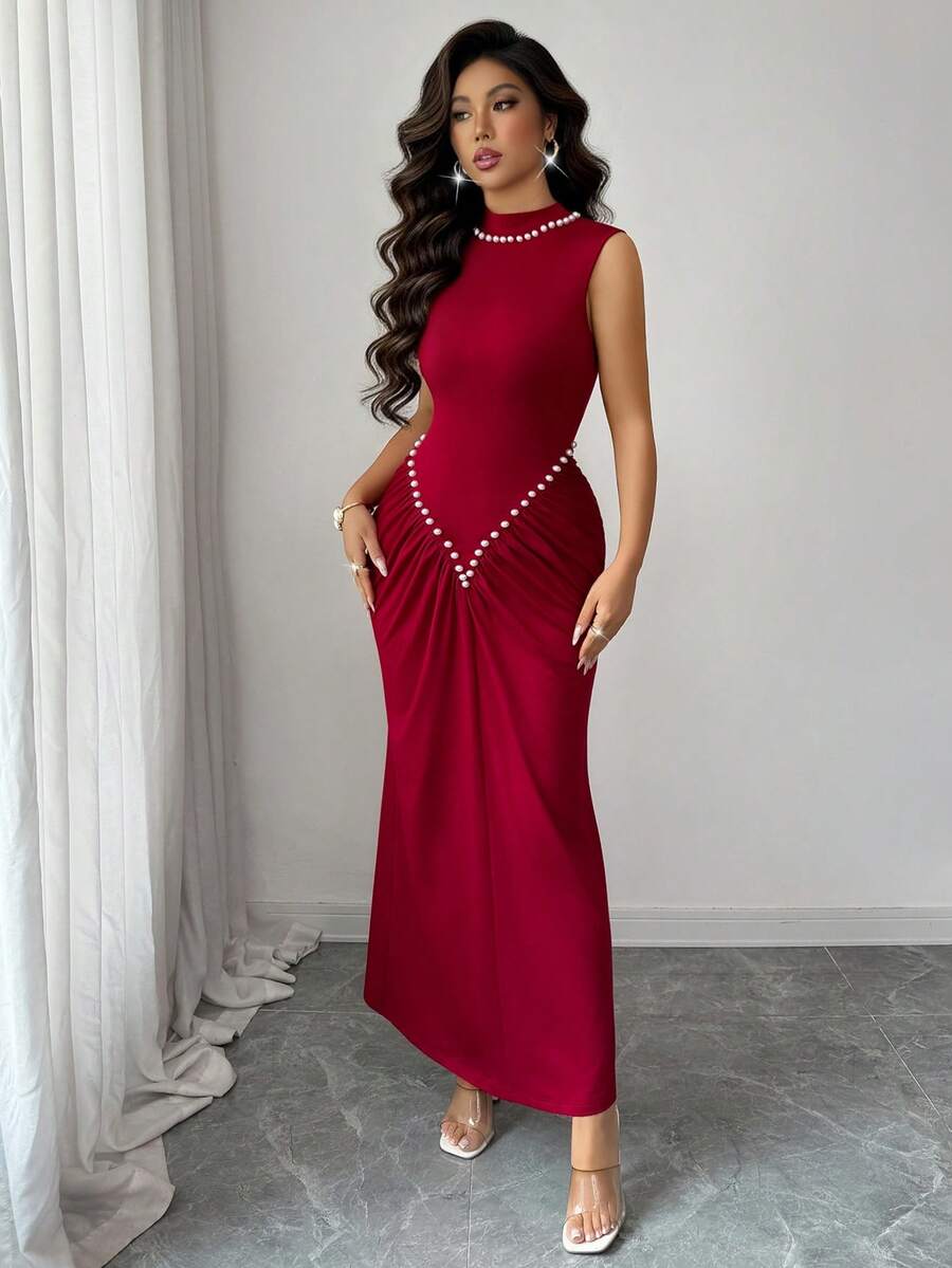 SHEIN Rafferiza فستان عنابي محبوك بتصميم مطوي مرن مزين باللؤلؤ