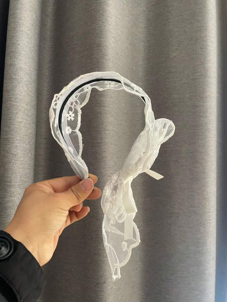 SHEIN شريط شعر بشكل فيونكة من الدانتيل بضغط عالي