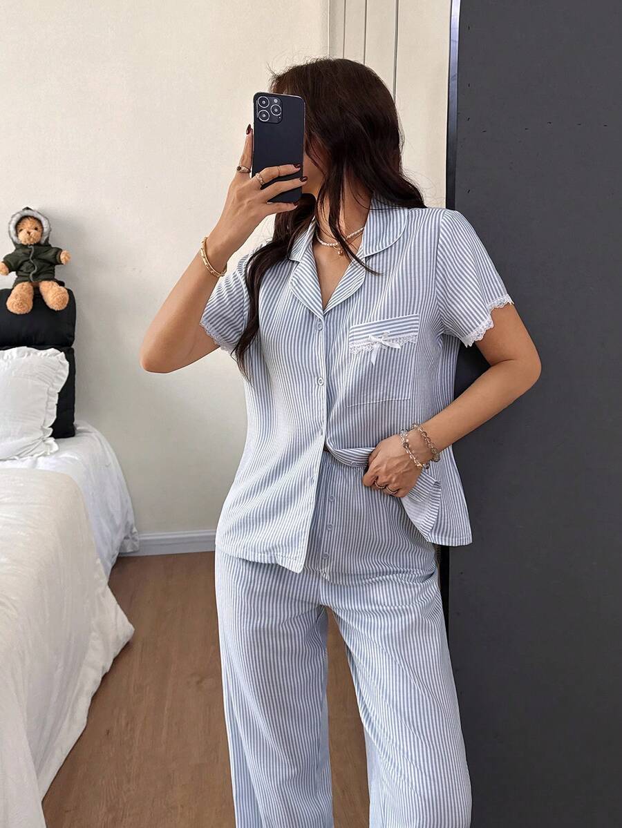 SHEIN طقم بيجامة كارديجان بطبعة زهور وخطوط مجعدة