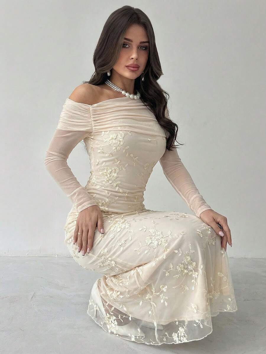 SHEIN Scot Louie Firerie فستان ضيق مطرز بشبك بأكمام طويلة