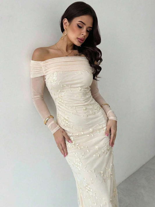 SHEIN Scot Louie Firerie فستان ضيق مطرز بشبك بأكمام طويلة