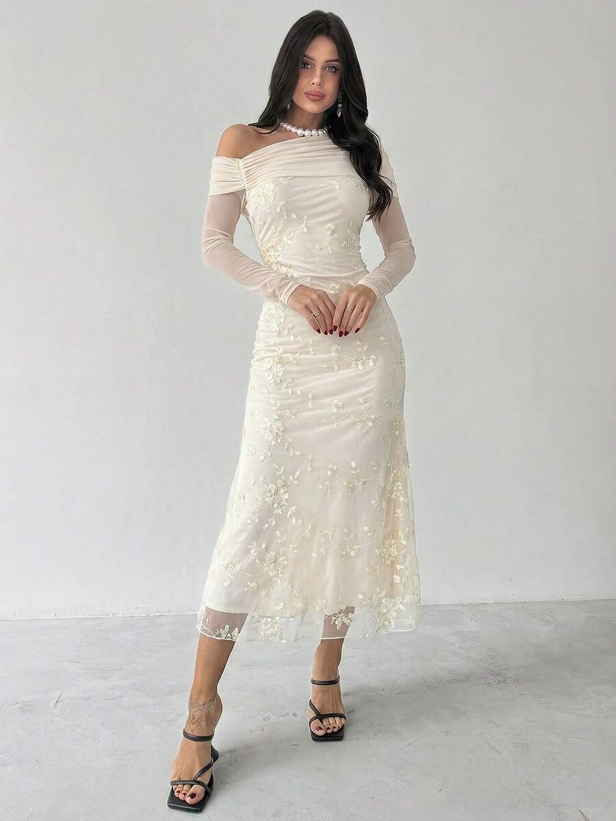 SHEIN Scot Louie Firerie فستان ضيق مطرز بشبك بأكمام طويلة