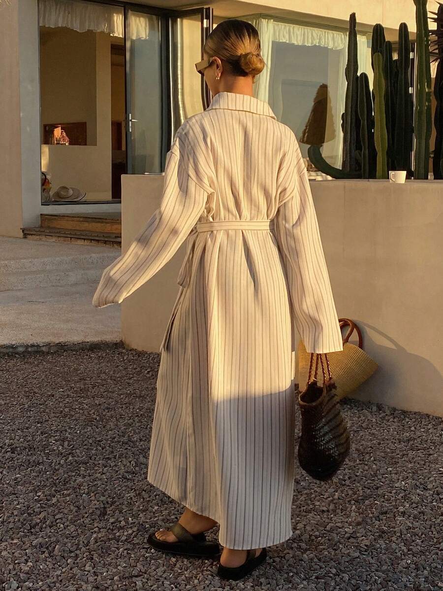 SHEIN فستان طويل مخطط بتصميم ربطة الخصر