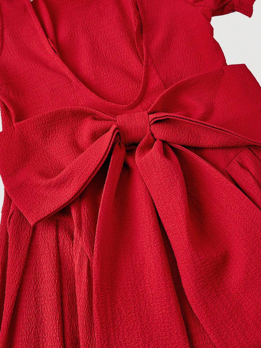 SHEIN MOD فستان أحمر بظهر مكشوف بطراز بوهيمي