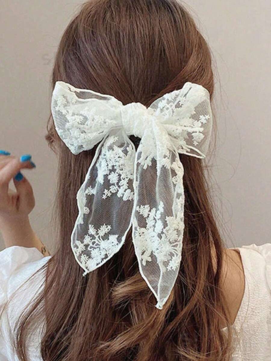 SHEIN مشبك شعر بشريط دانتيل بلون بيج