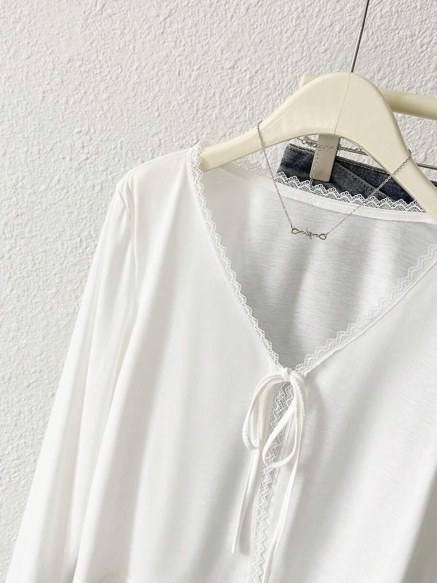 SHEIN Resyla بلوزة نسائية خفيفة من الكروشيه والشيفون بدون أكمام