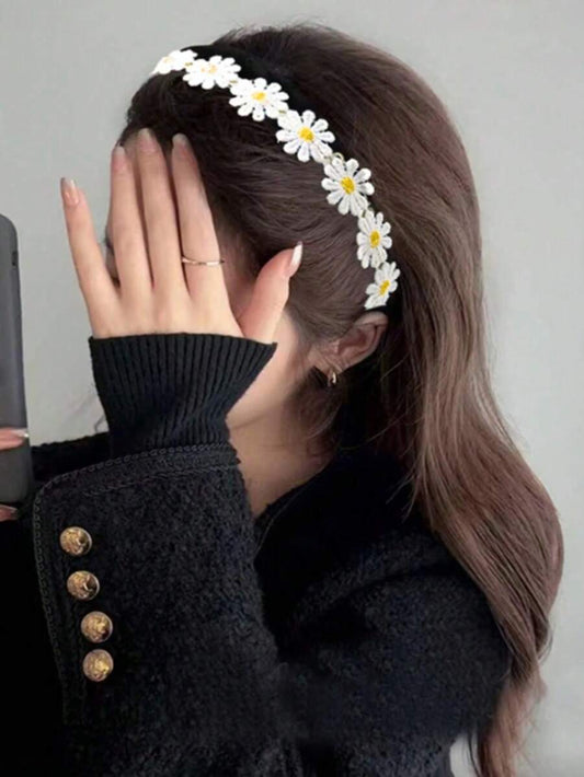 SHEIN شريط رأس أبيض بزهرة البابونج