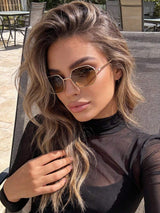 SHEIN نظارة نسائية معدنية بنمط هندسي بلون بني
