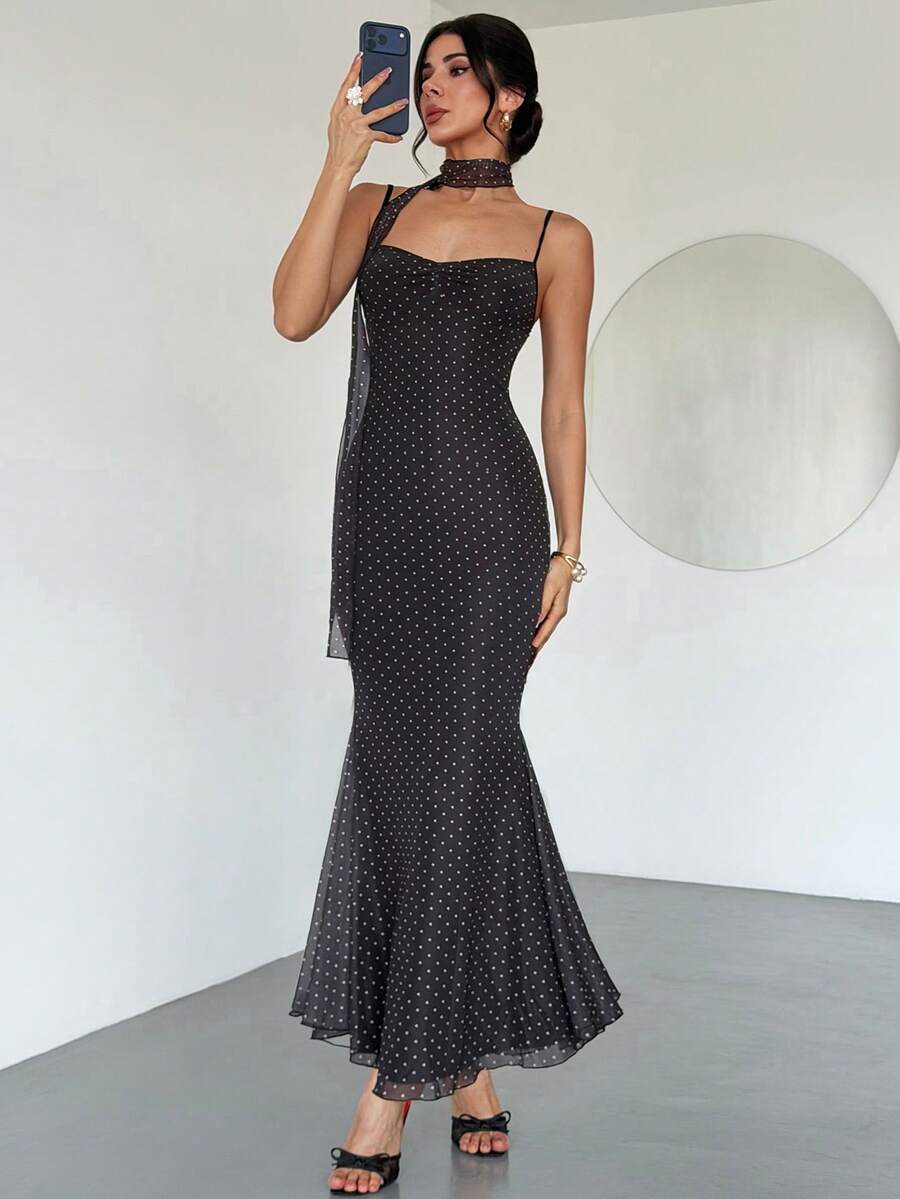 SHEIN Firerie فستان أسود بطبعة نقاط بولكا بحمالات سباغيتي وقصة ذيل سمكة