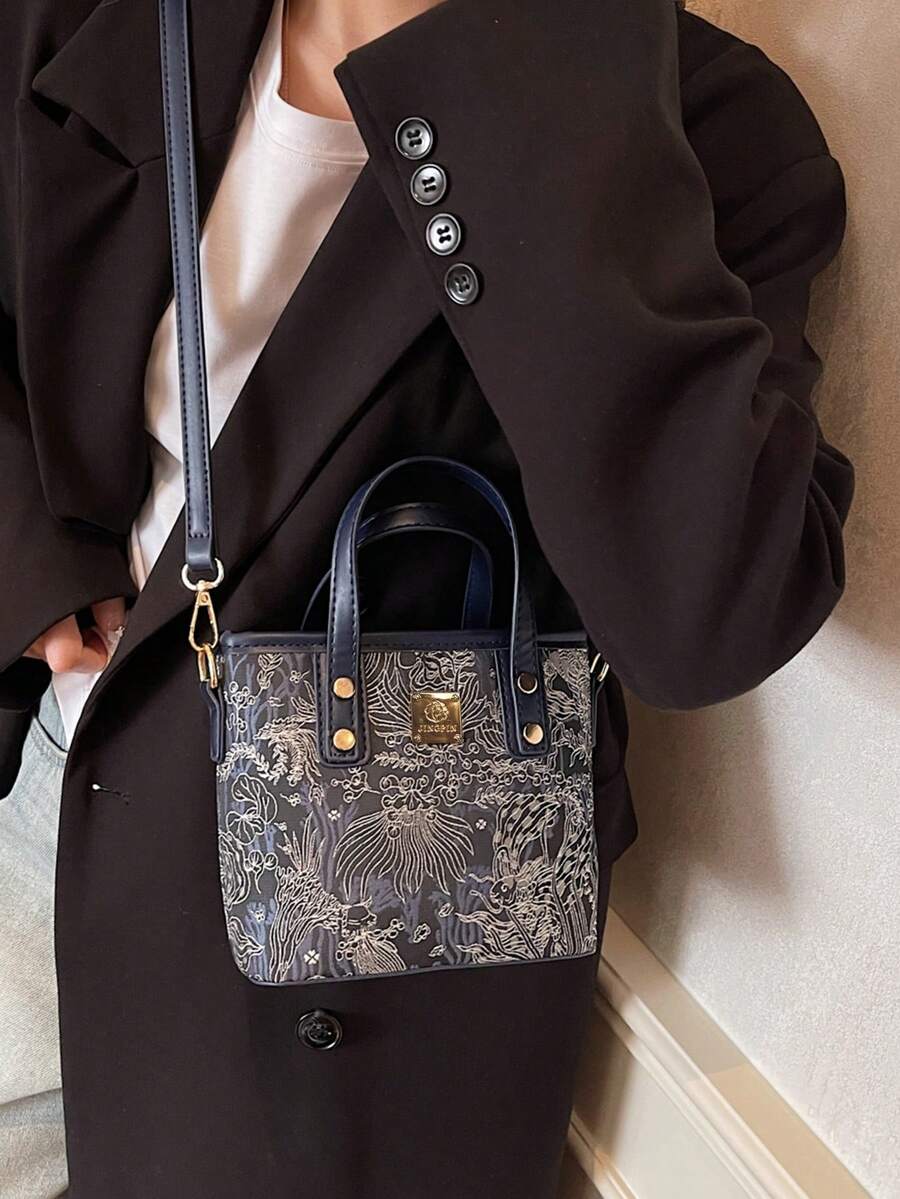 SHEIN حقيبة سطل صغيرة مطرزة بالطراز الصيني