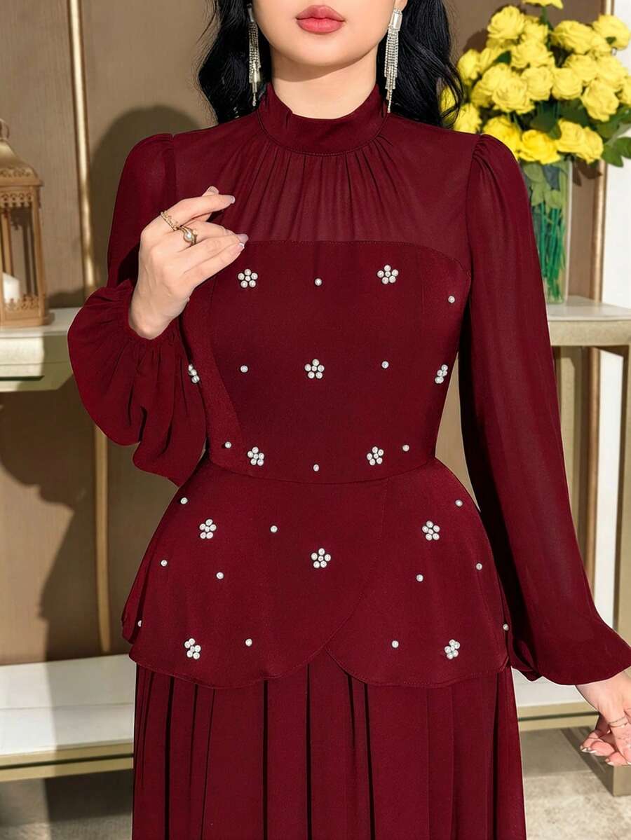 SHEIN Modelyn فستان طويل بخصر بيبلوم وأكمام فانوس مزينة باللؤلؤ وذيل مفرود