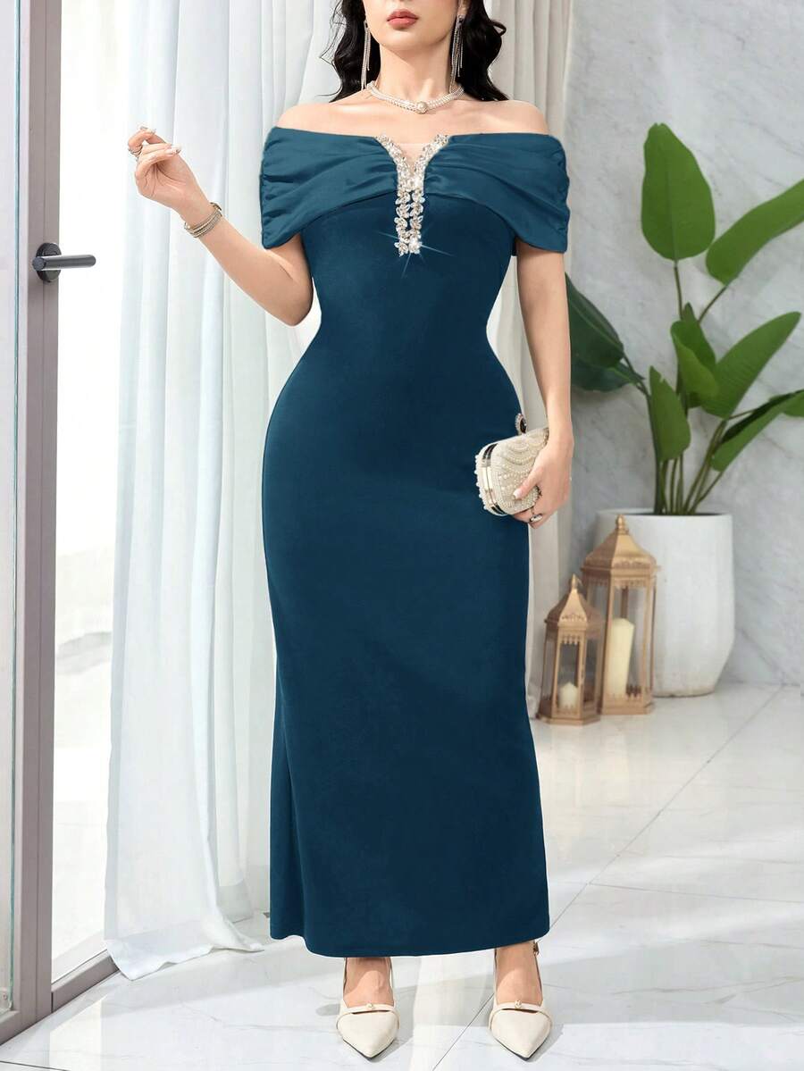 SHEIN Feyla فستان أنيق مطوي مزين بالراين بكتف مكشوف