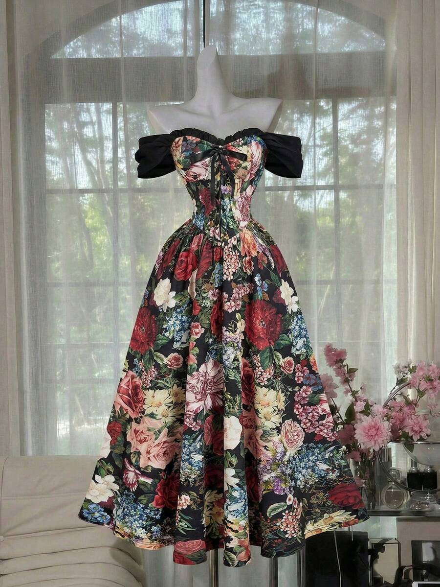 SHEIN MOD فستان بطبعة زهور وياقة منحرفة الكتف
