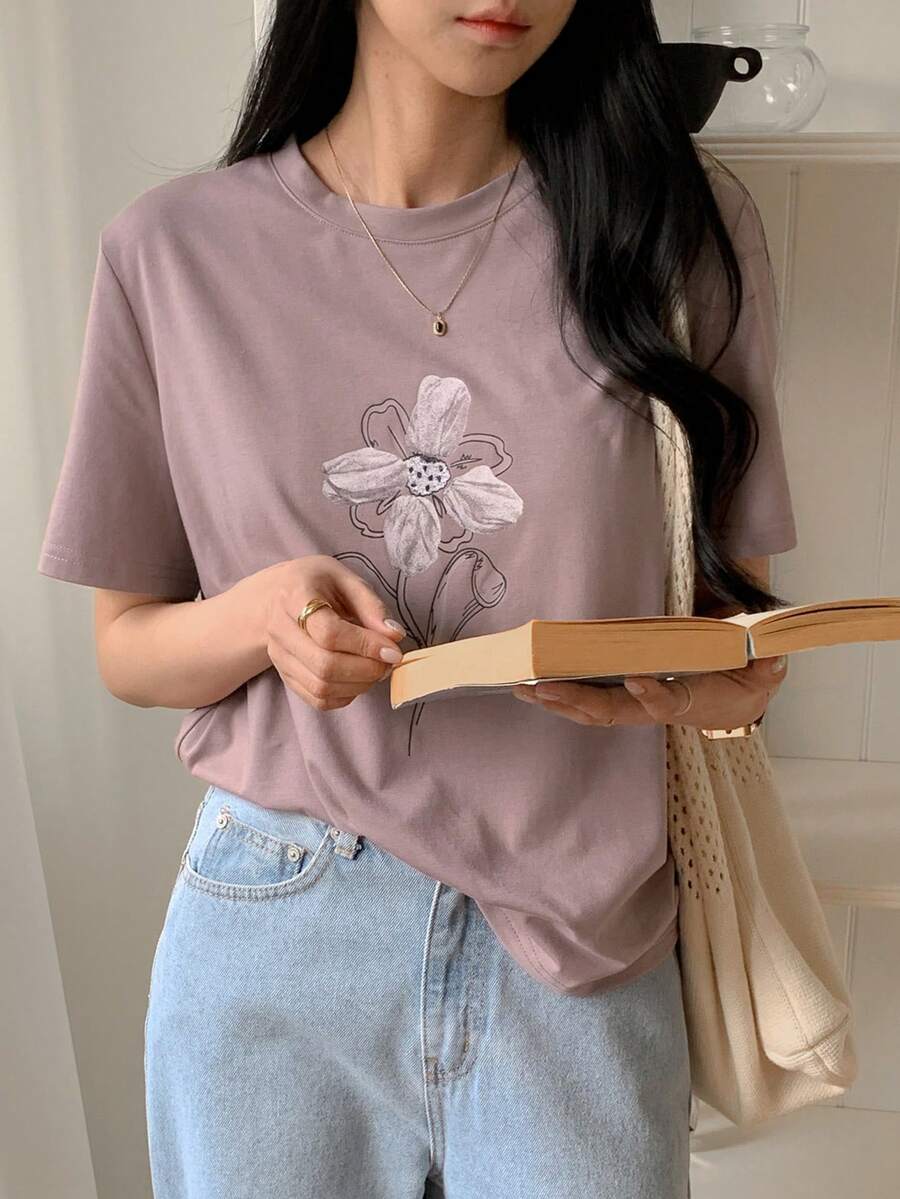 SHEIN DAZY تي شيرت كاجوال فضفاض بطبعة زهور بلون أرجواني