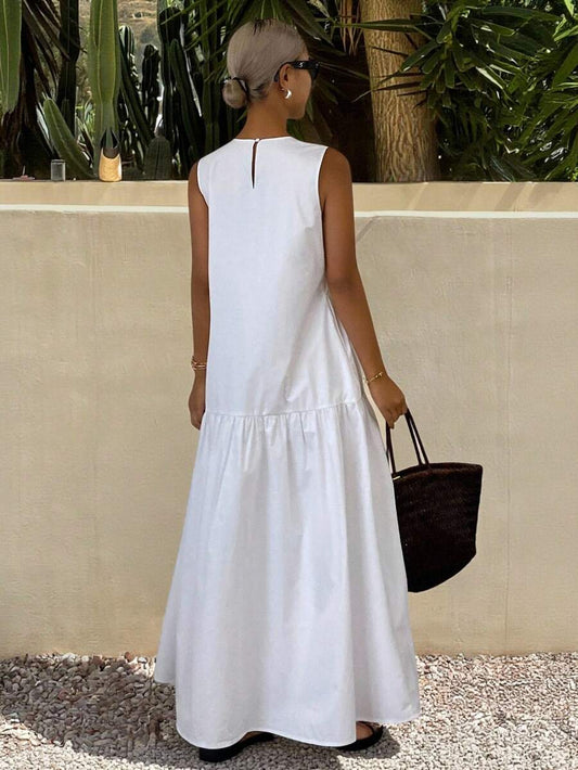 SHEIN LIVESSO فستان أبيض طويل بدون أكمام كاجوال