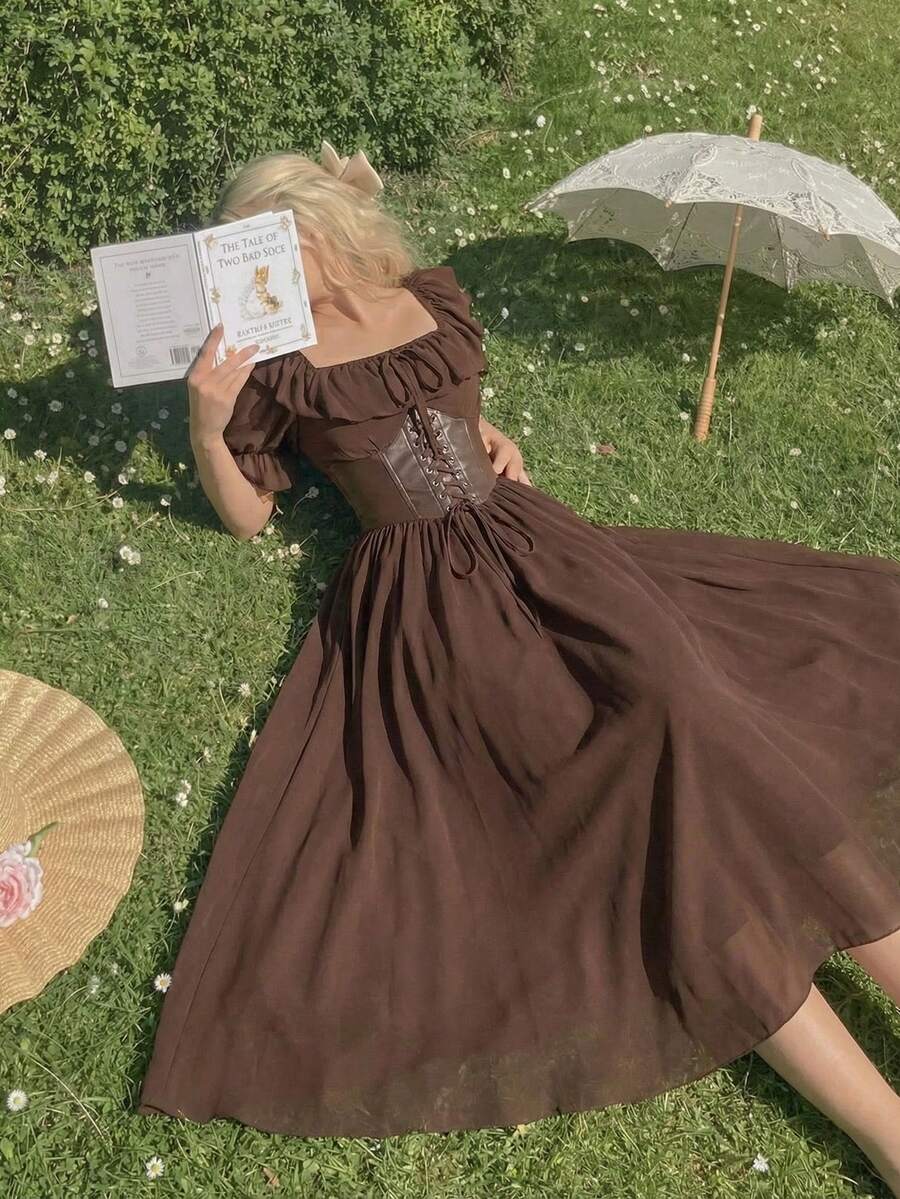 SHEIN MOD فستان شيفون بني كشكش بأكمام واسعة وخصر من جلد صناعي