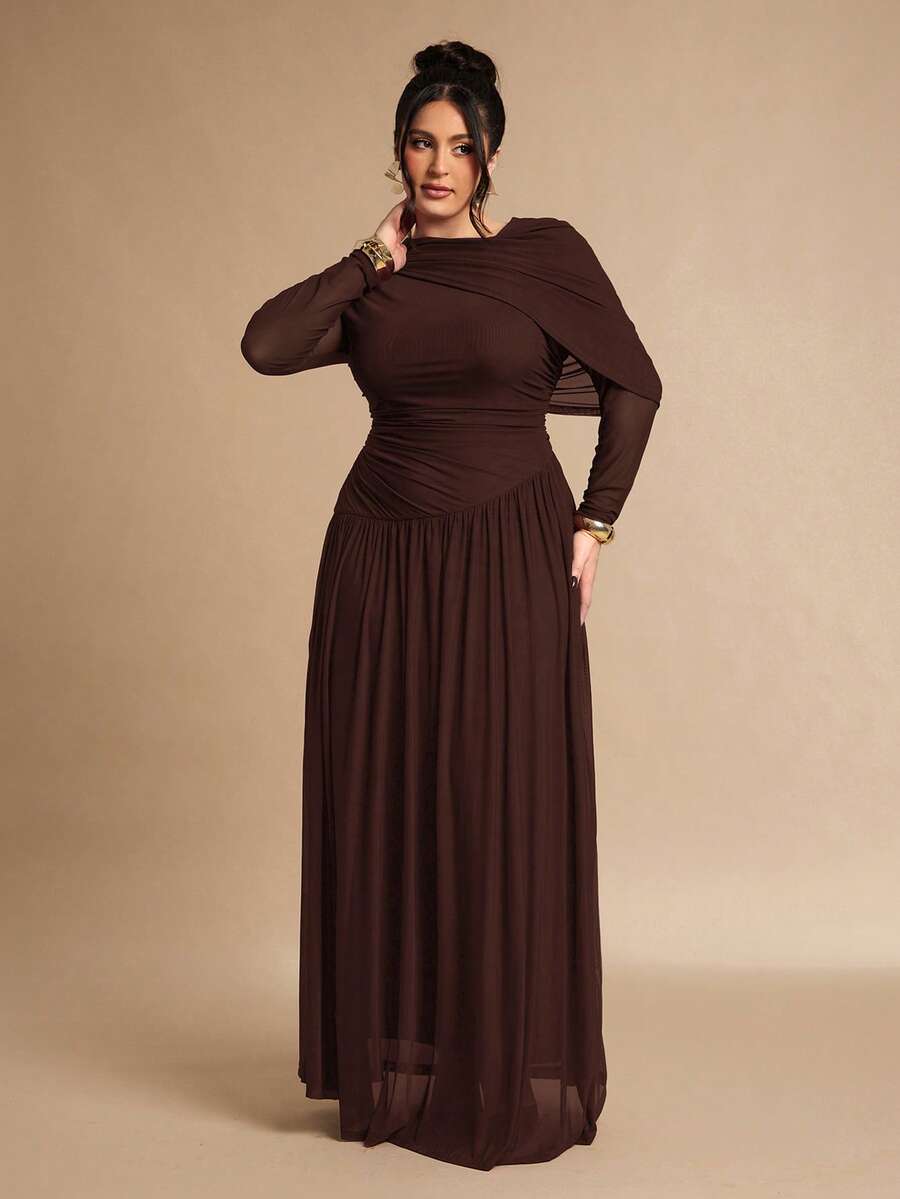 SHEIN BAE فستان للمقاسات الكبيرة من الشبك المحبوك بأكمام طويلة