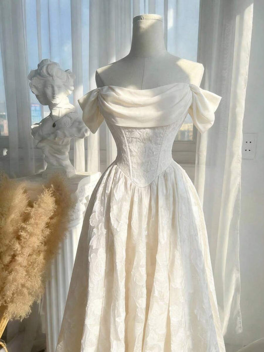 SHEIN MOD فستان أبيض متوسط الطول مكشوف الكتفين