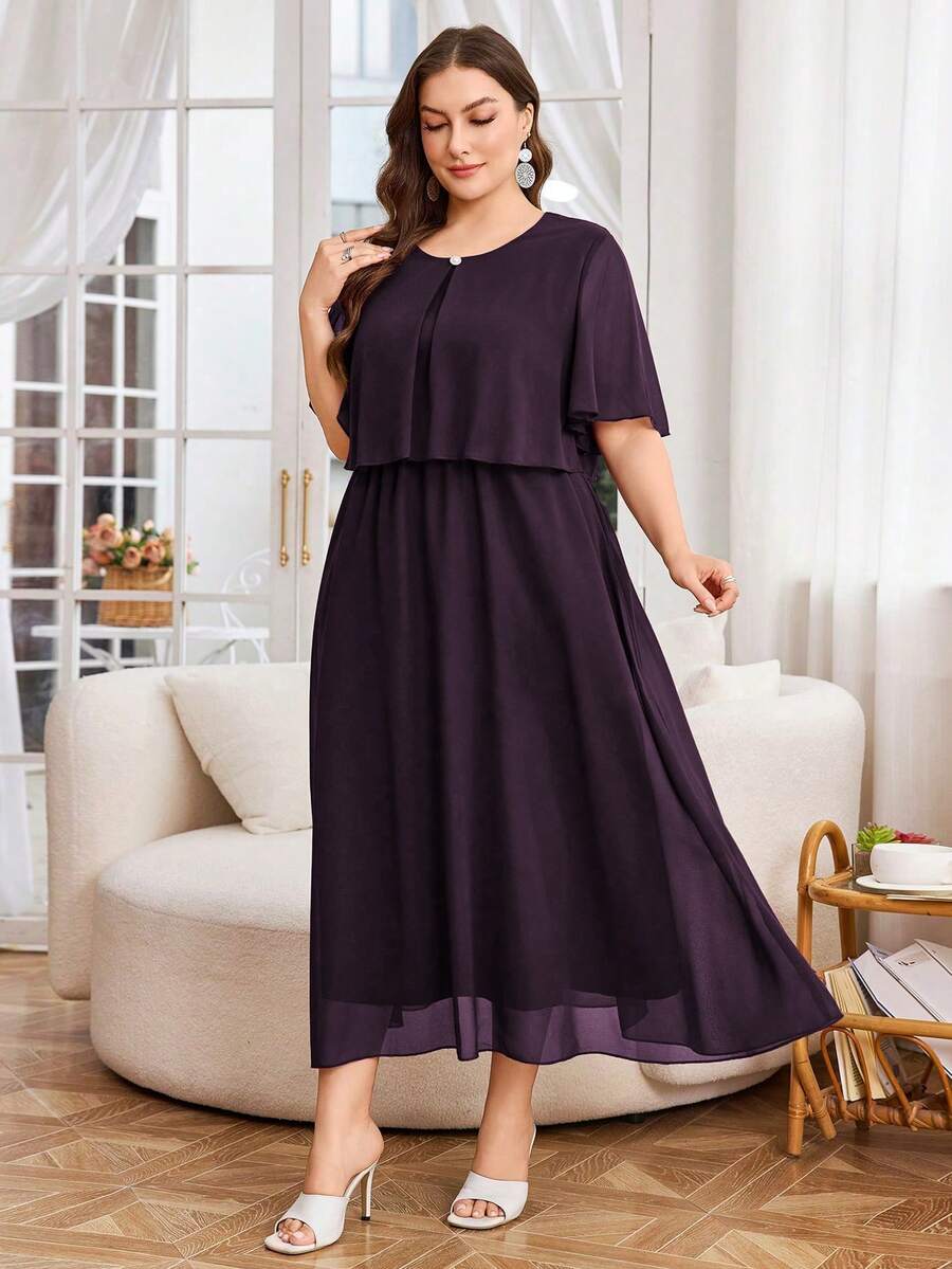 SHEIN Modelyn فستان للمقاسات الكبيرة بياقة مستديرة ولون أرجواني