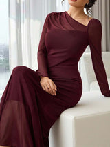 SHEIN Modelyn فستان عنابي بتصميم ملتوي أنيق