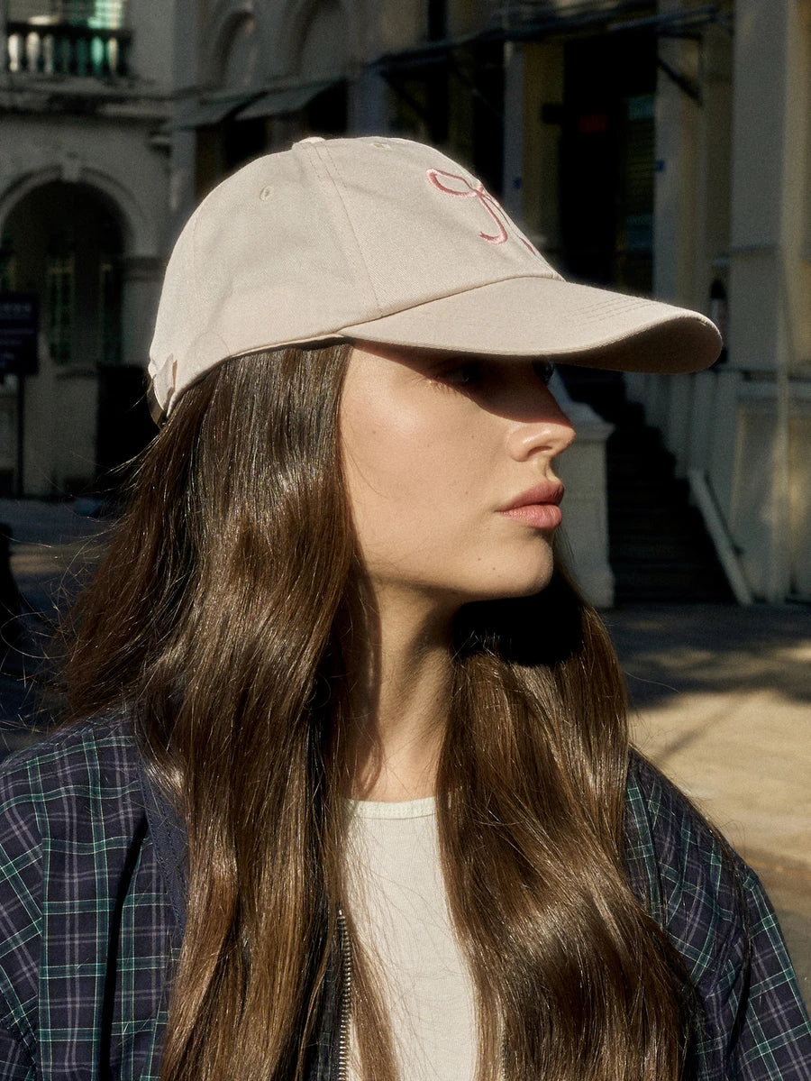 SHEIN Hatastic قبعة بيسبول بتصميم عقدة فراشة