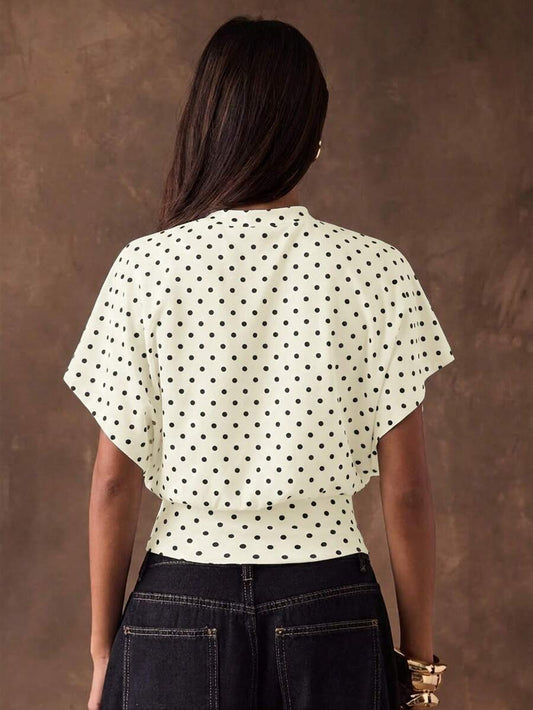 SHEIN BAE تي شيرت بطبعة نقاط مع خصر مجعد بلون مشمشي