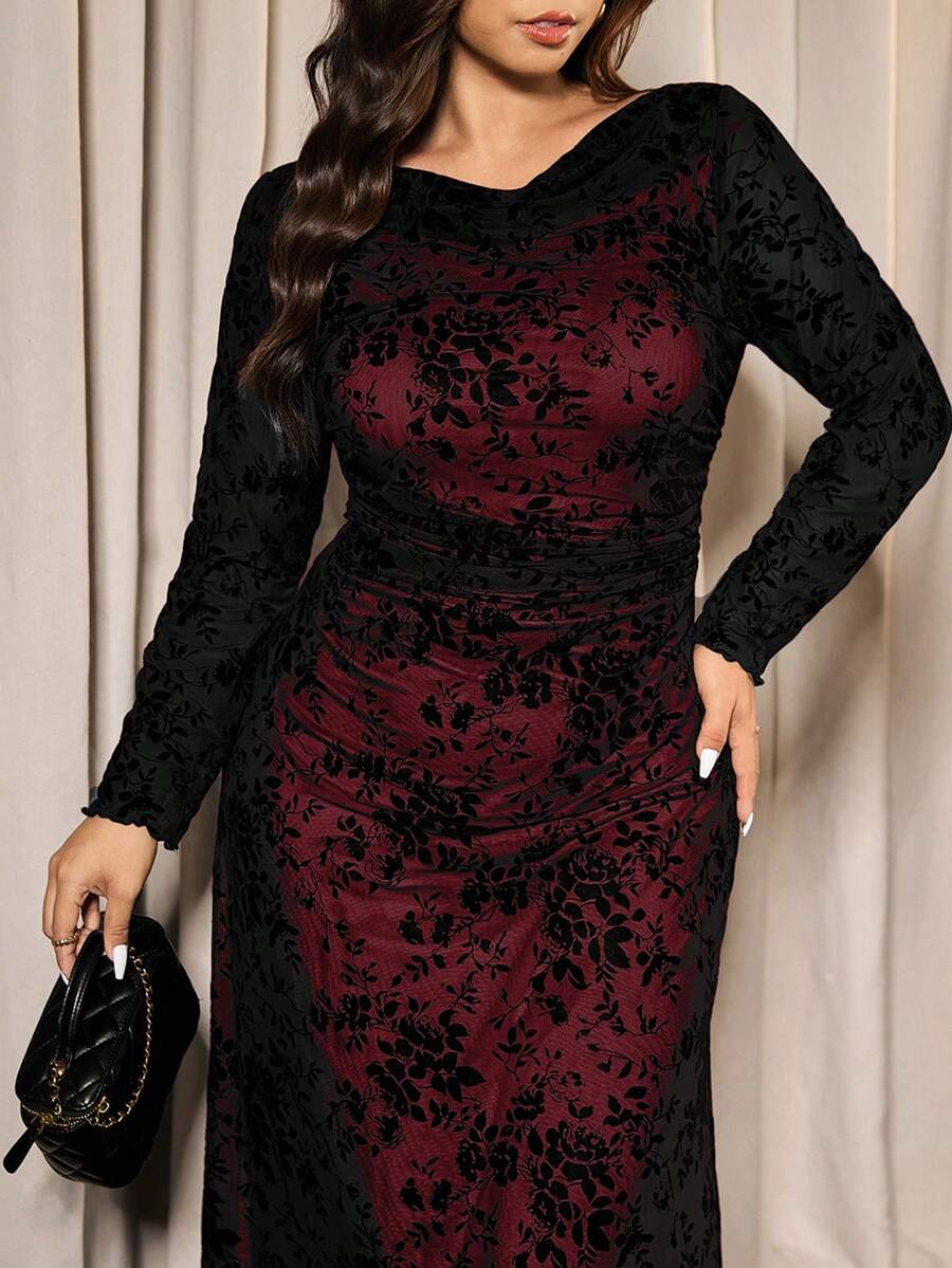 SHEIN Elaquor فستان للمقاسات الكبيرة بشبكة مخملية مطبوع بالزهور