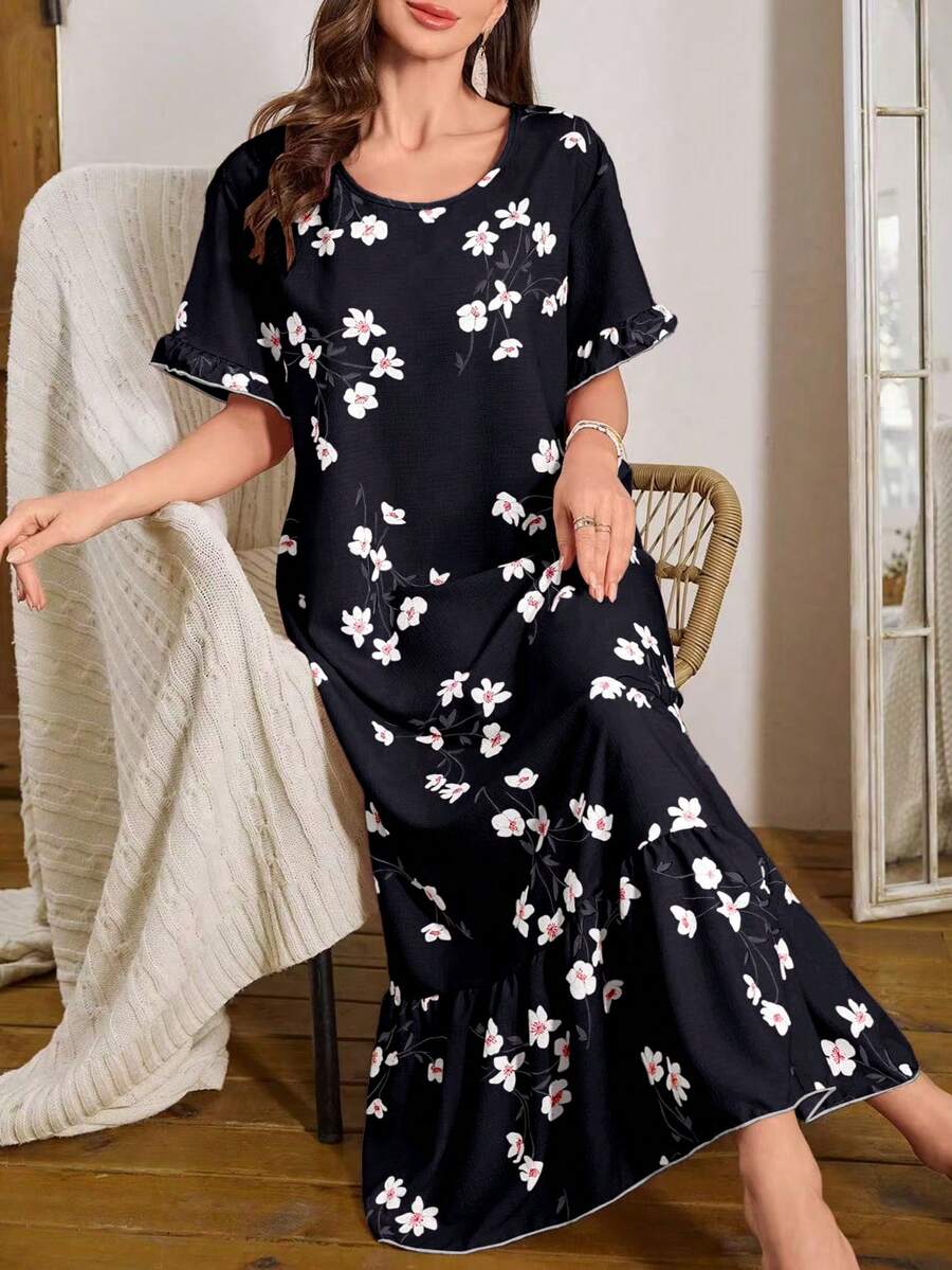 SHEIN Serenescape فستان نوم أسود طويل بطبعة زهور وحافة مجعدة