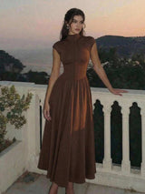 SHEIN MOD فستان بني محيك طويل بياقة عالية