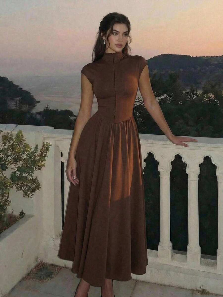SHEIN MOD فستان بني محيك طويل بياقة عالية
