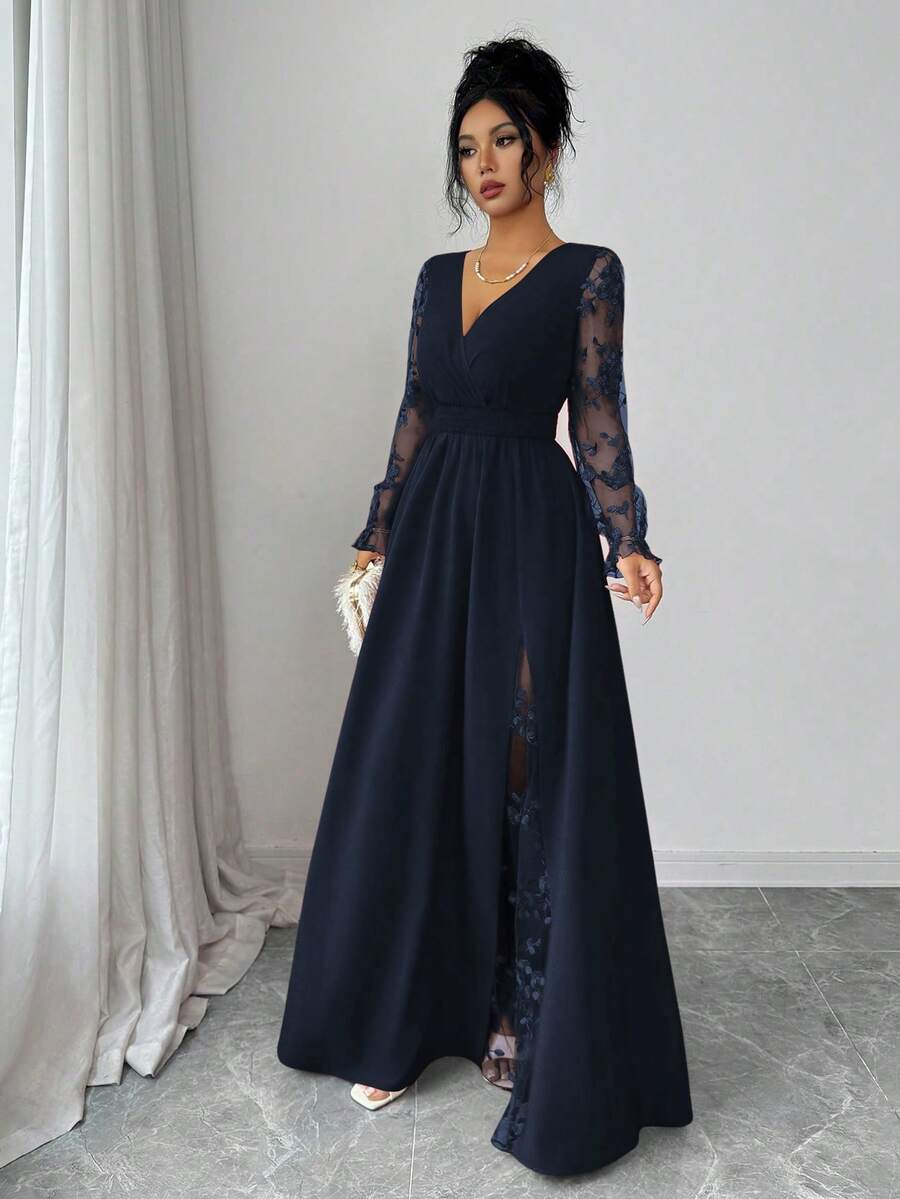 SHEIN Elenzya فستان أنيق بياقة عميقة وتطريز دانتيل وشق جانبي