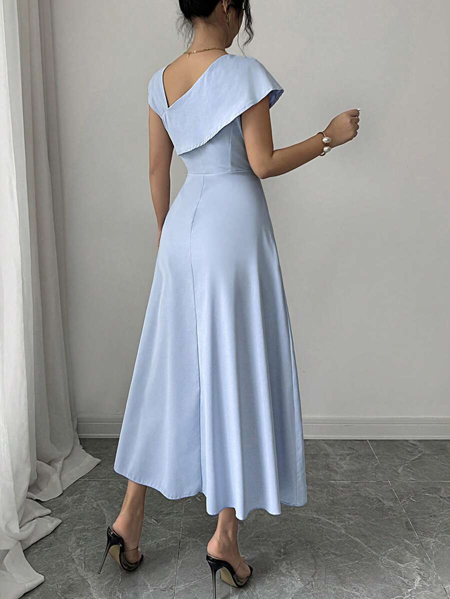 SHEIN Modelyn فستان أزرق سادة أنيق بخصر مطوي