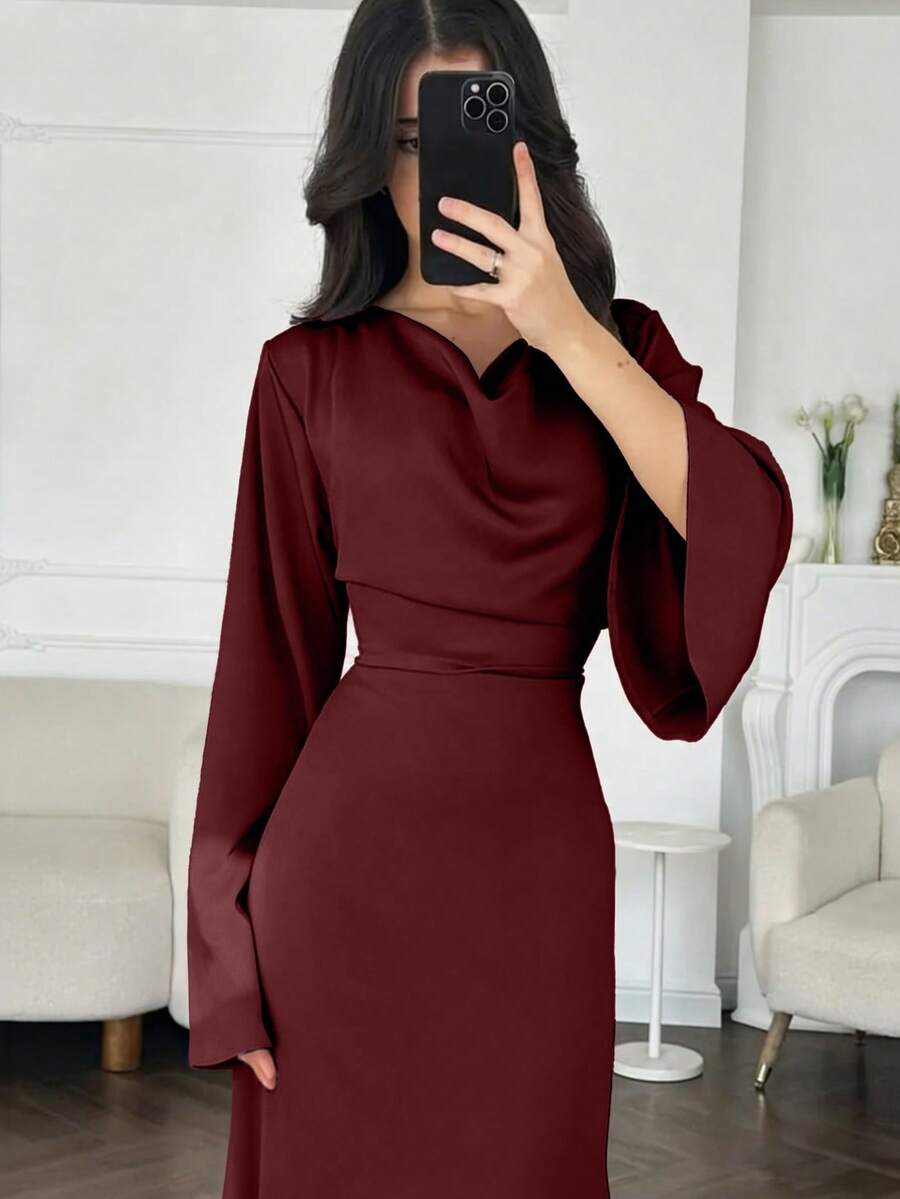 SHEIN فستان عنابي طويل بياقة عالية وأكمام واسعة وتنورة