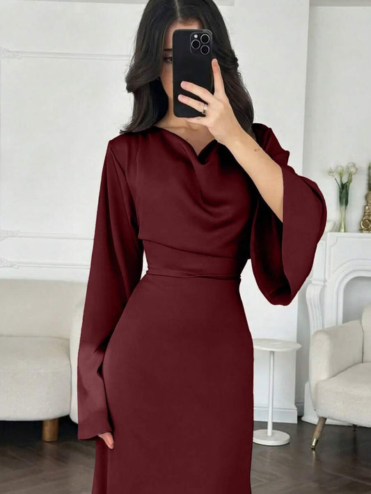 SHEIN فستان عنابي طويل بياقة عالية وأكمام واسعة وتنورة