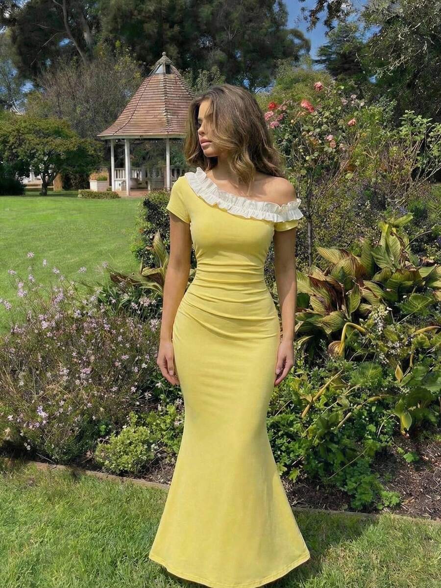 SHEIN MOD فستان أصفر طويل مطوي بكتف غير متماثل وتريم مكشكش