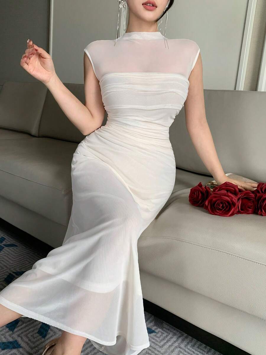 SHEIN DAZY فستان شفاف بدون أكمام من الشبك برقع أنيقة