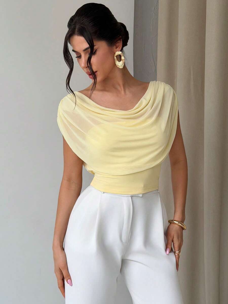 SHEIN Firerie تي شيرت بياقة شبك مكشكشة وقصة ضيقة بلون أصفر