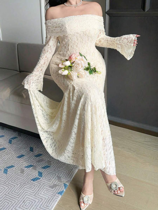 SHEIN DAZY Plus فستان للمقاسات الكبيرة بكتف مكشوف وقصة ذيل السمكة