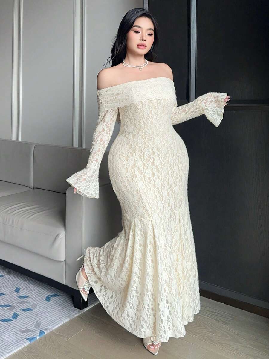SHEIN DAZY Plus فستان للمقاسات الكبيرة بكتف مكشوف وقصة ذيل السمكة